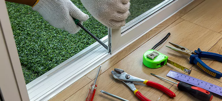 Window Hinge Repair in Jacksonville, FL